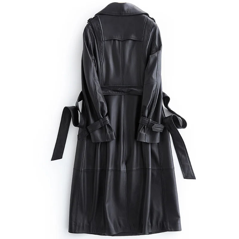 Experience luxury and style with the Lautaro Autumn Black Leather Trench Coat - see how it fits you before buying!