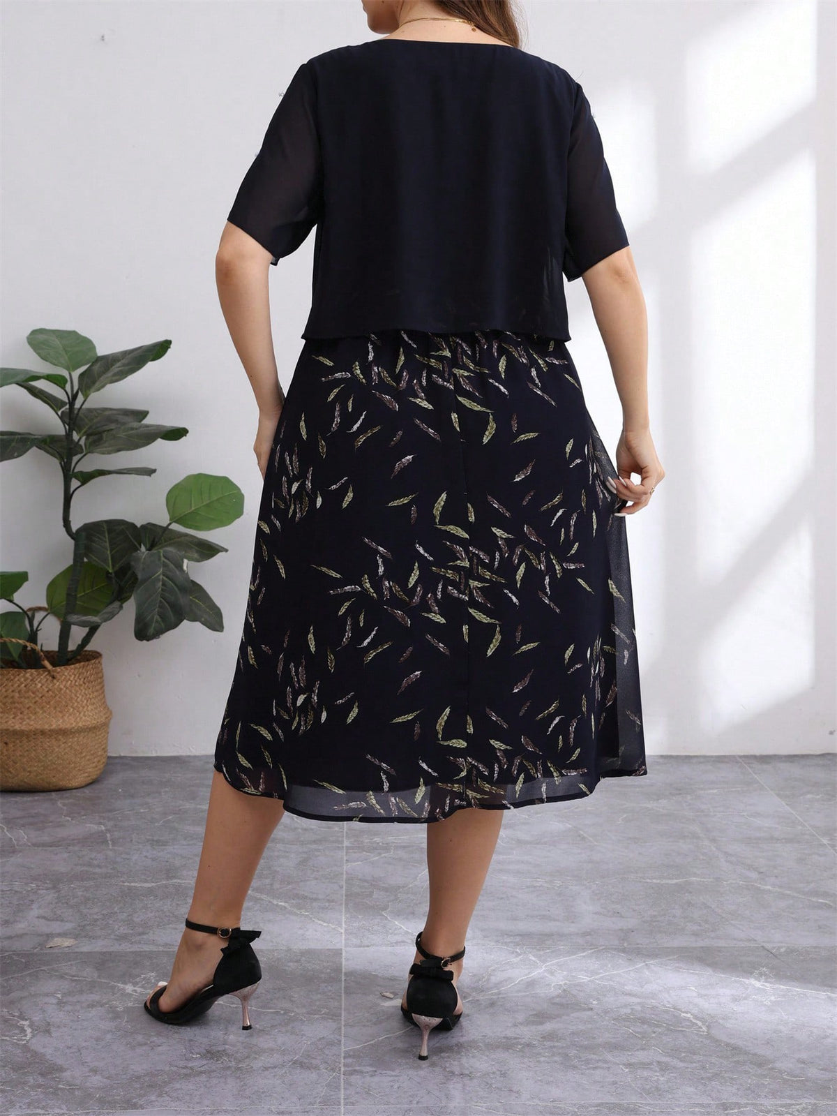 European and American Plus Size 2025 Autumn and Summer New Cross-Border E-Commerce Plus Size Short-Sleeved Belly-Covering Chiffon Dress Supports Drop Shipping