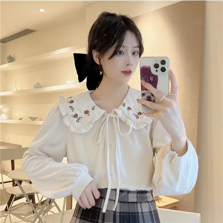Peter Pan Collar Shirts Women Sweet Embroidery Japanese Style Loose Vintage Lace-up Fashion Age-reducing Tender All-match Girls