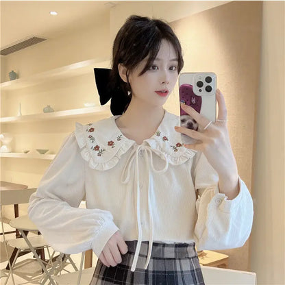 Peter Pan Collar Shirts Women Sweet Embroidery Japanese Style Loose Vintage Lace-up Fashion Age-reducing Tender All-match Girls