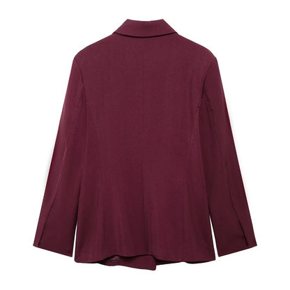 UNIZERA’s red suit set—see how it fits you with our fun virtual try-on app!