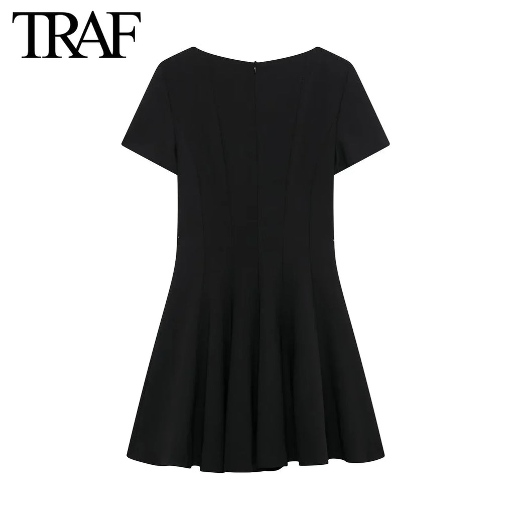 Find Your Perfect TRAF Dress NZ – Virtual Try-On with Strylez, Buy Online Confidently (New Zealand)