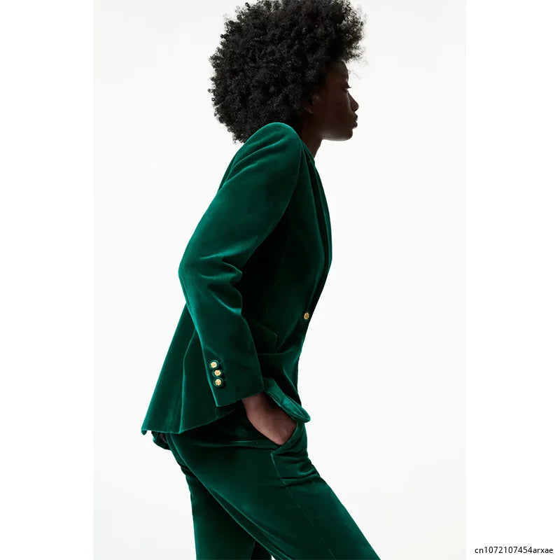 Elegant Green Velvet Blazer – Vintage Style Women’s Blazer | Virtual Try-On with Strylez App (New Zealand)