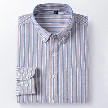 The new men's long-sleeved Oxford cotton shirt is casual trendy, comfortable, versatile and simple for spring, summer and autumn