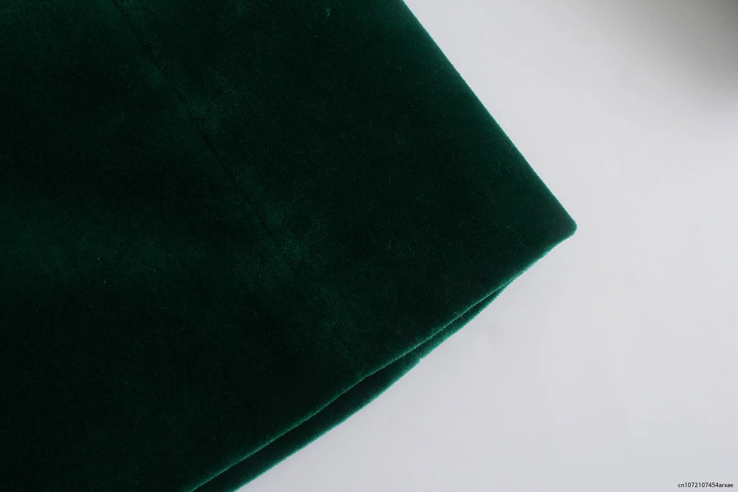 Elegant Green Velvet Blazer – Vintage Style Women’s Blazer | Virtual Try-On with Strylez App (New Zealand)