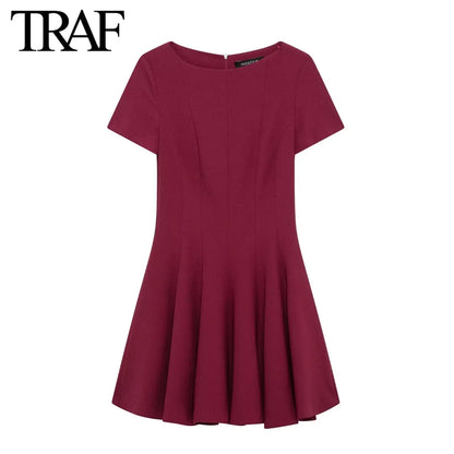 Find Your Perfect TRAF Dress – Try On Virtually & Buy Confidently!