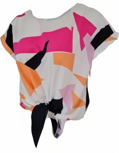 Charming, multi-colored printed blouse with batwing sleeves